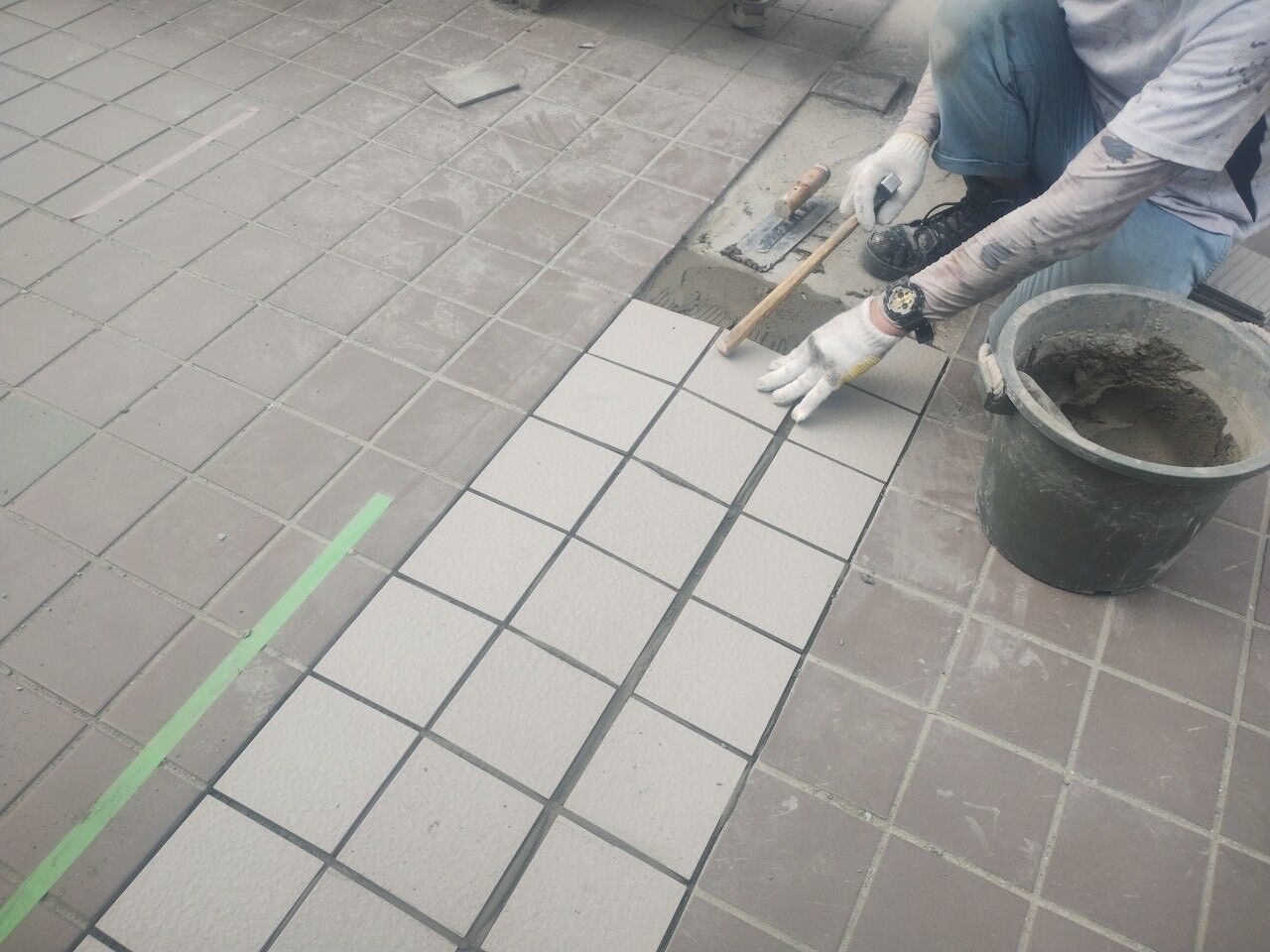 床タイル
