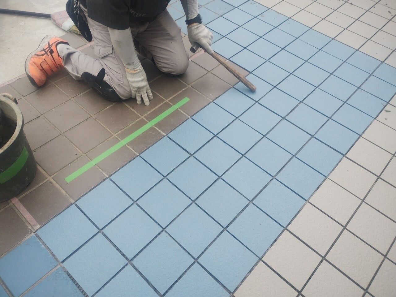 床タイル